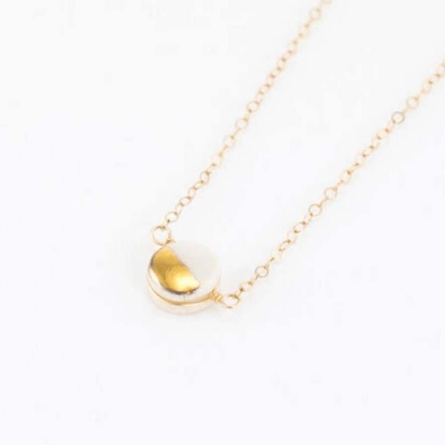 Lifestyle Perch Home | Teeny Pebble Necklace|White/Gold